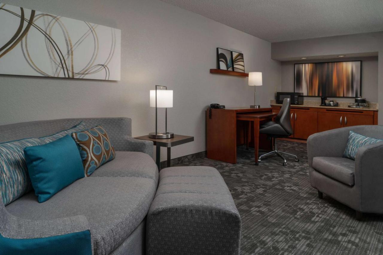 Sonesta Select Hamilton Place Chattanooga